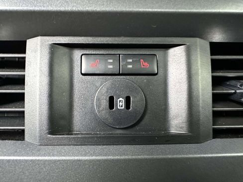 Used 2023 Ford F250 Lariat w/ Lariat Ultimate Package image 10