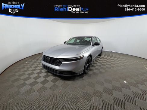 New 2025 Honda Accord SE image 1