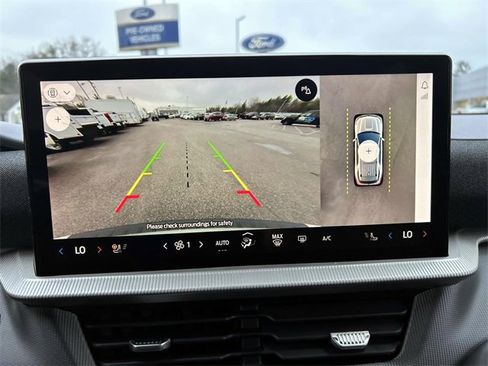 Used 2025 Ford Explorer ST-Line image 29