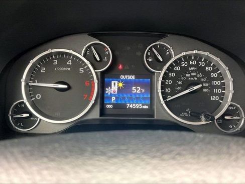 Used 2014 Toyota Tundra SR5 w/ TRD Off Road Package image 22