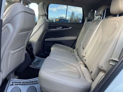 Certified 2023 Lincoln Nautilus Reserve image 12