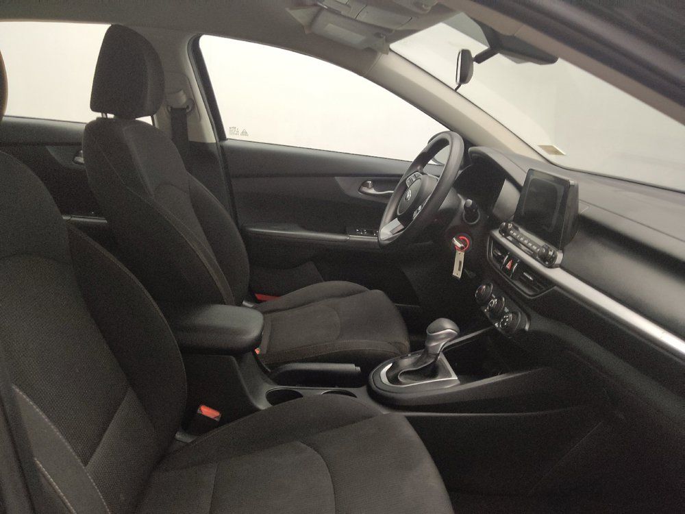 Used 2020 Kia Forte LXS FWD image 21