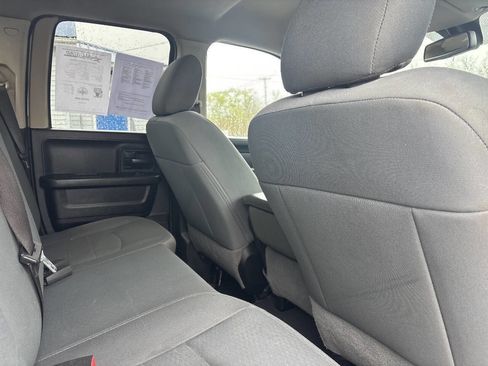 Used 2018 RAM 1500 ST w/ SXT Appearance Group AWD/4WD image 22