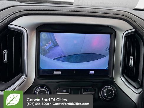 Used 2021 Chevrolet Silverado 1500 LT Trail Boss w/ Bed Protection Package image 20