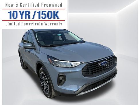 Used 2024 Ford Escape SE image 3