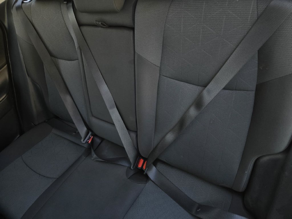 Used 2025 Toyota RAV4 XLE FWD image 12