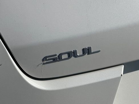 Used 2023 Kia Soul LX w/ Option Group 015 image 48