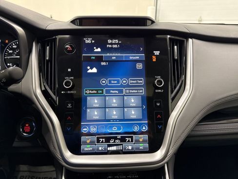 Used 2023 Subaru Outback Limited image 17