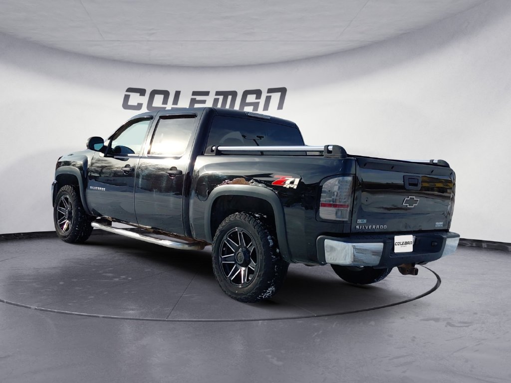 Used 2011 Chevrolet Silverado 1500 LT w/ All-Star Edition AWD/4WD image 3