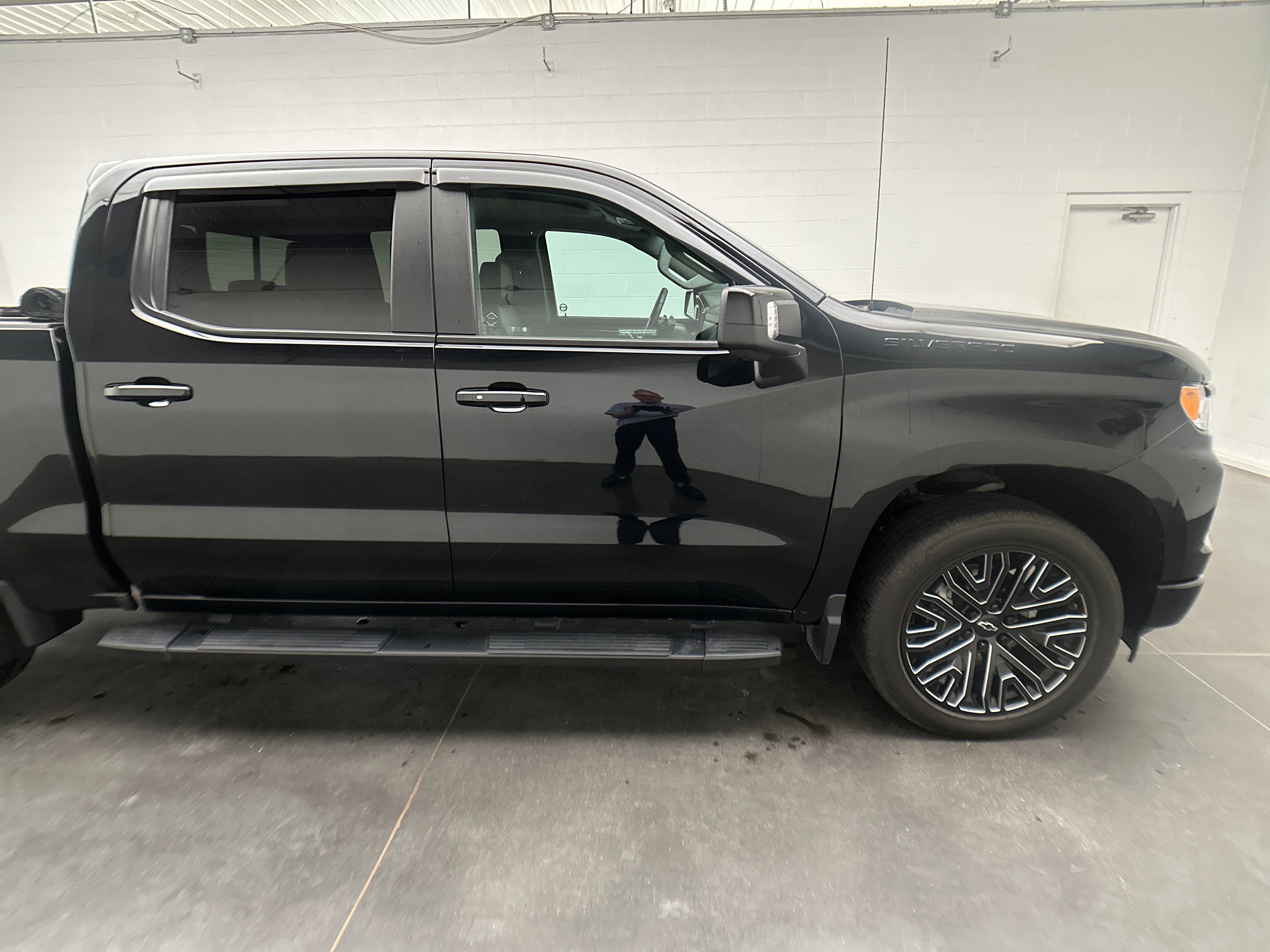 Used 2024 Chevrolet Silverado 1500 RST w/ Convenience Package II AWD/4WD image 45