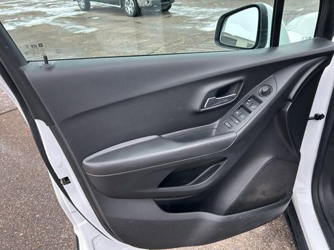 Used 2020 Chevrolet Trax LS w/ Tint and Cruise Package image 14
