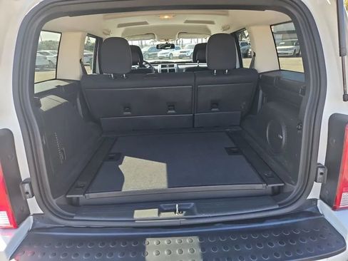Used 2011 Dodge Nitro Heat image 17