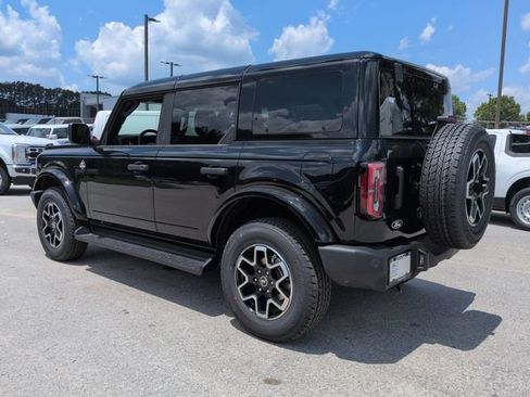 New 2026 Ford Bronco Outer Banks AWD/4WD image 6