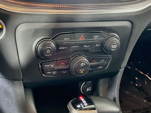 Used 2018 Dodge Charger SRT Hellcat w/ Harman/Kardon Audio Group RWD image 16