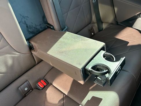 Used 2022 BMW iX xDrive50 w/ Sport Package image 30