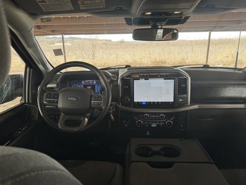 Used 2024 Ford F150 XLT image 22