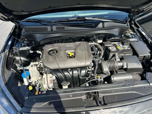 Used 2024 Kia Forte LXS FWD image 28