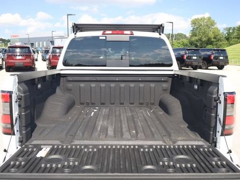Used 2024 Nissan Frontier SV w/ SV Convenience Package AWD/4WD image 28