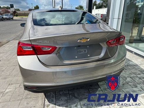 Used 2024 Chevrolet Malibu LT FWD image 4