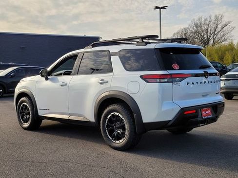 New 2026 Nissan Pathfinder Rock Creek w/ Rock Creek Premium Package AWD/4WD image 3