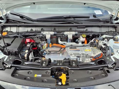 New 2026 Nissan Leaf SV+ w/ Illuminated Package FWD image 20