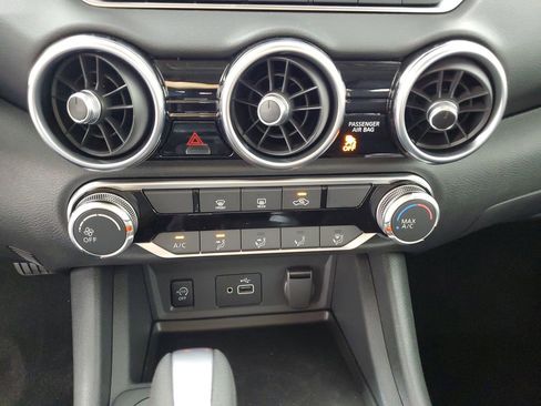 New 2025 Nissan Sentra S image 18