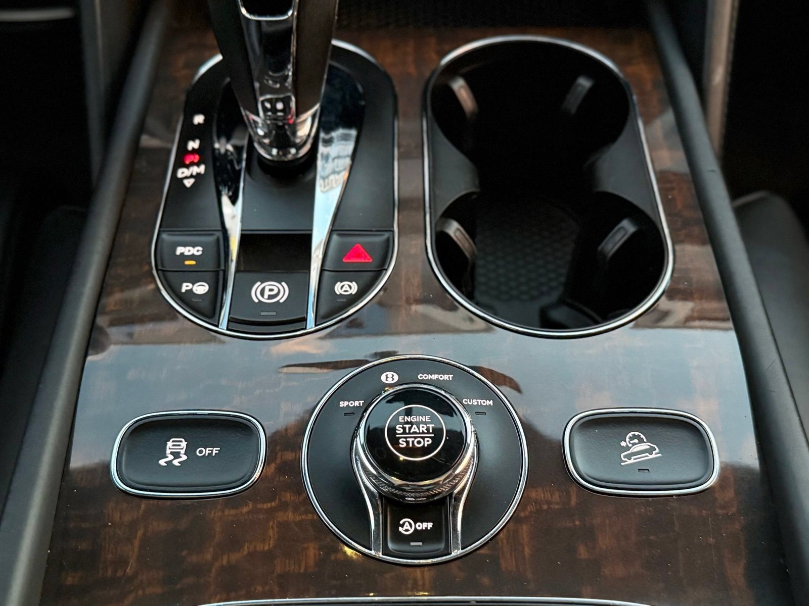 Used 2019 Bentley Bentayga AWD/4WD image 43