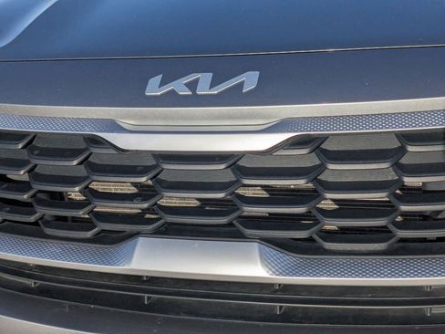 Certified 2023 Kia Seltos LX image 9