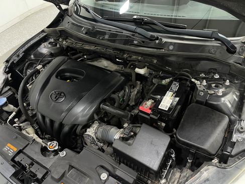 Used 2018 Toyota Yaris iA FWD image 27