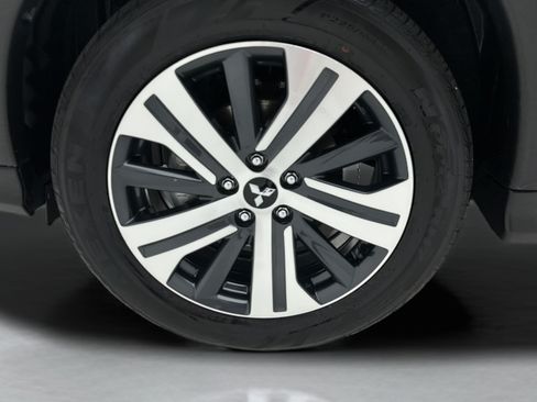 Used 2025 Mitsubishi Outlander Sport AWD image 9