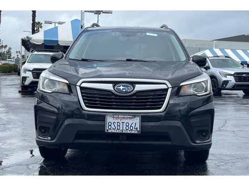 Used 2020 Subaru Forester Premium image 9