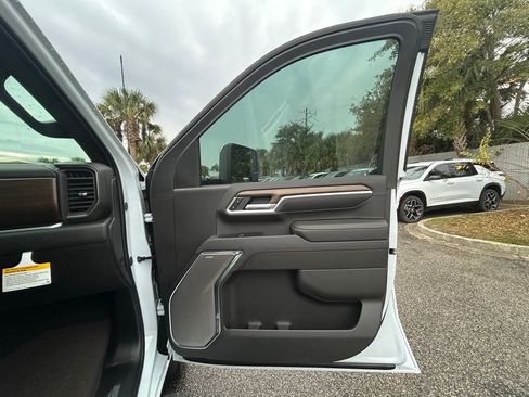 New 2026 Chevrolet Silverado 2500 High Country w/ High Country Premium Package image 26
