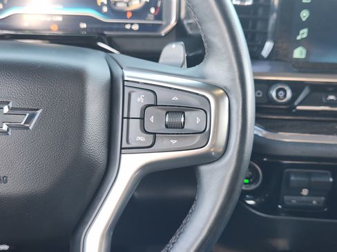 Used 2024 Chevrolet Silverado 1500 LT Trail Boss w/ LT Trail Boss Premium Package AWD/4WD image 28