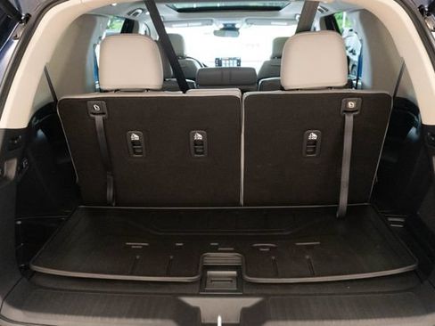 Used 2025 Honda Pilot Elite image 18
