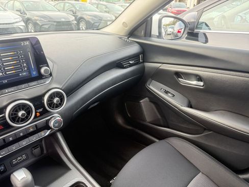 Used 2025 Nissan Sentra SV image 35