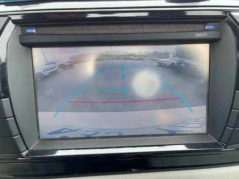 Used 2016 Toyota Corolla LE FWD image 10