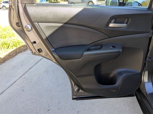 Used 2015 Honda CR-V LX image 27
