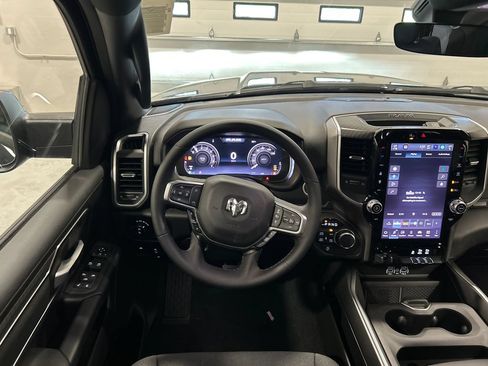New 2026 RAM 1500 Big Horn AWD/4WD image 30