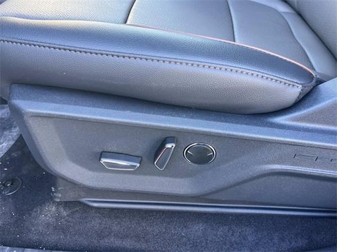 New 2025 Ford F150 Lariat w/ Equipment Group 502A High image 24