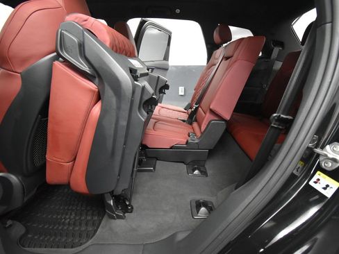 Used 2024 Audi SQ7 Premium Plus image 49