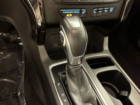 Used 2019 Ford Escape Titanium AWD/4WD image 22
