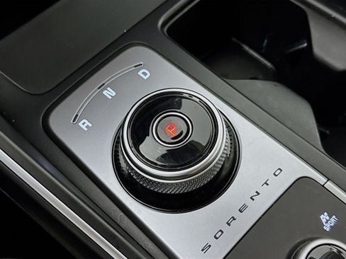 Certified 2024 Kia Sorento EX AWD/4WD image 17