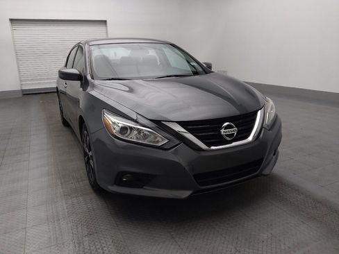Used 2018 Nissan Altima 2.5 SV image 14
