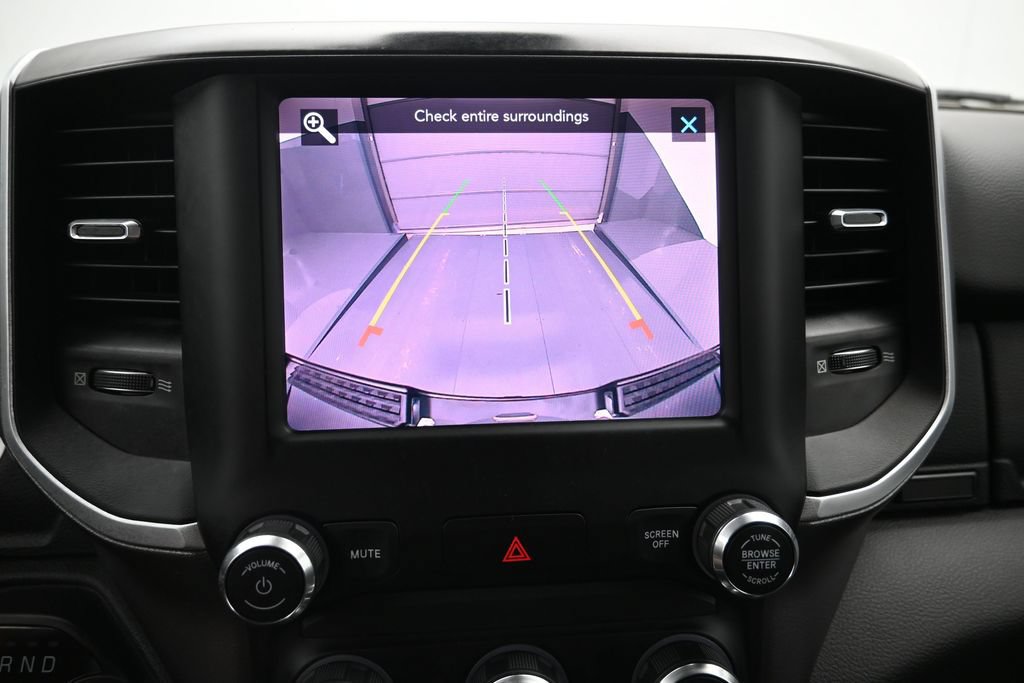 Used 2020 RAM 1500 Big Horn AWD/4WD image 16