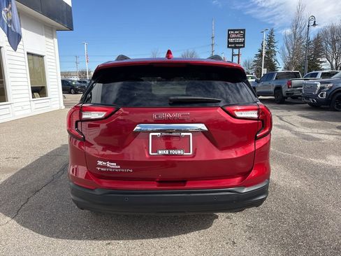 Certified 2022 GMC Terrain SLE w/ Driver Convenience Package image 6