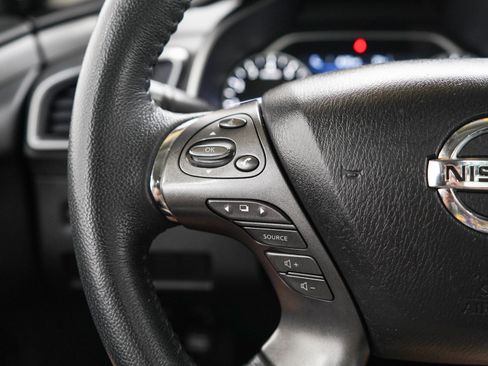 Used 2019 Nissan Murano SV w/ Premium Package AWD/4WD image 24