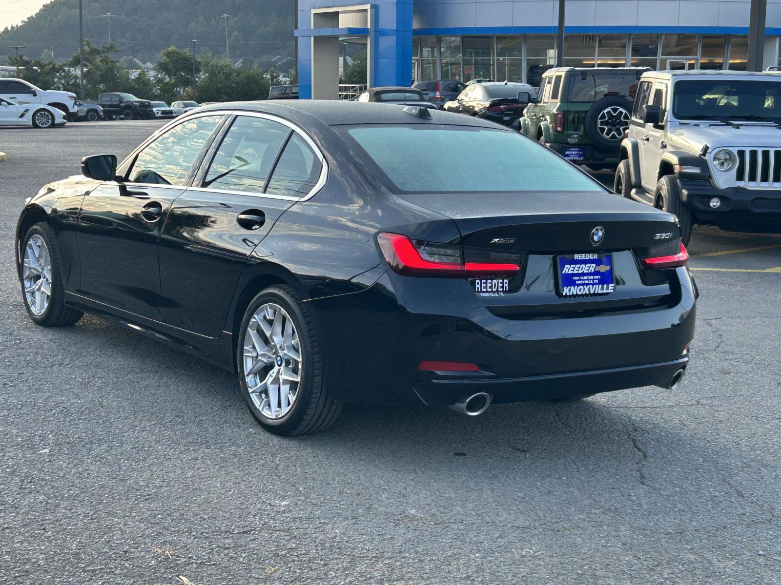 Used 2026 BMW 330i xDrive Sedan AWD/4WD image 5