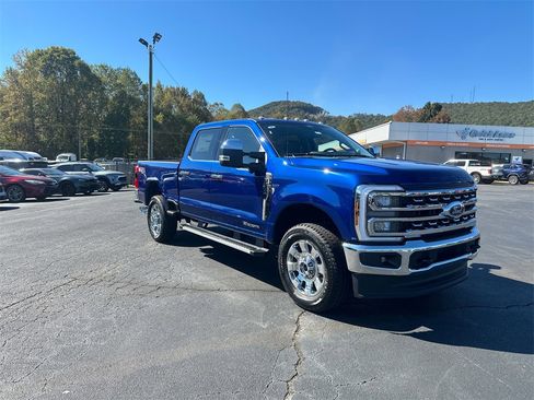 New 2026 Ford F350 Lariat w/ Chrome Package image 3