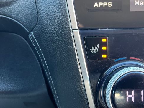 Used 2019 Subaru Outback 2.5i Limited image 19