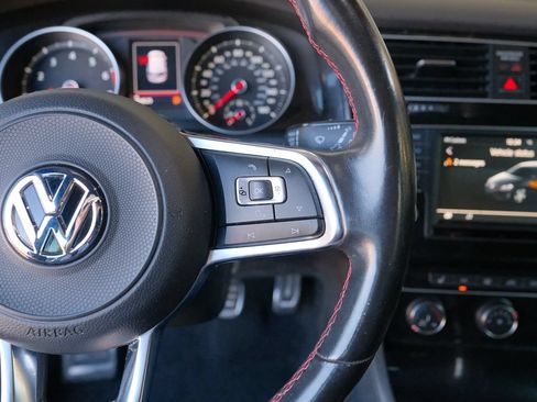 Used 2017 Volkswagen GTI Sport FWD image 20